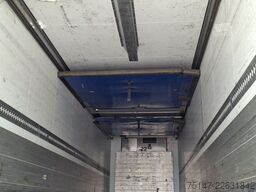 SCHMITZ CARGOBULL 2-Achs Tiefkühler Bi-Temp Trennwand Lenkachse