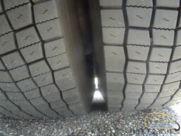 VAN HOOL T917 Acron, 63 Sitze
