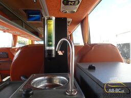 VAN HOOL T917 Acron, 63 Sitze
