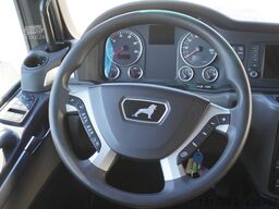 MAN TGX 33.640 6x4 tractor unit / GVM 70 t