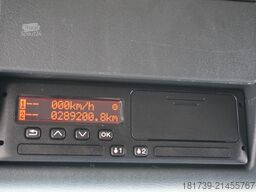 MAN TGX 33.640 6x4 tractor unit / GVM 70 t