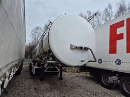 Kässbohrer cistern for chemicals / ADR