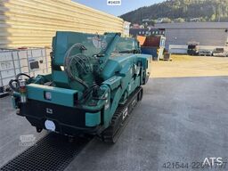 Maeda MC305C Crane