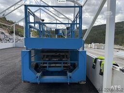 Genie GS-338 4X4 scissor lift