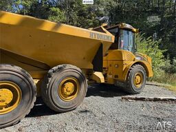 Hydrema 922D dumper with white plates