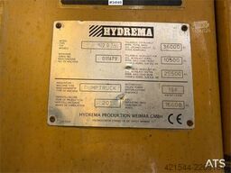 Hydrema 922D dumper with white plates