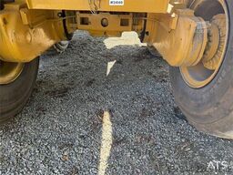 Hydrema 922D dumper with white plates
