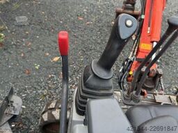 Kubota U17-3a Mini Excavator with Digging Bucket – Custom