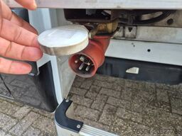 Mercedes-Benz Sprinter 519 CDI Kuhlkoffer/ LBW/ Carrier Xario...