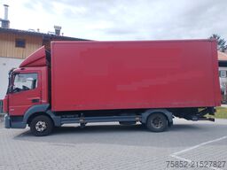 Mercedes-Benz 821 L Atego Koffer LBW Automatik Standh