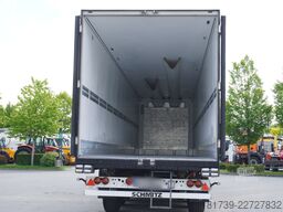 SCHMITZ refrigerator semi-trailer / Carrier