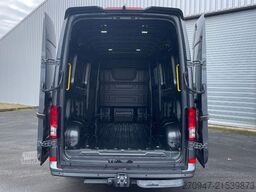 MAN TGE 3.180 L4H3 Kasten 4x4 Individual S ACC SITZH