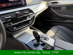 BMW 520d Touring Leder Business Paket/Ahk.schwenkbar