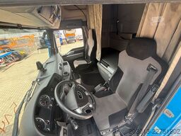 MAN TGX 26.470 Euro 6 Abrollkipper mit Ladekran
