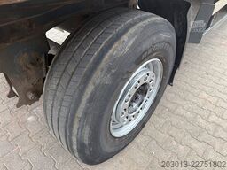 MAN TGX 26.470 Euro 6 Abrollkipper mit Ladekran