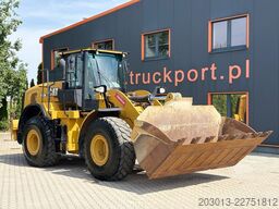 CATERPILLAR 950M Radlader mit Schaufel 2.062 BTH