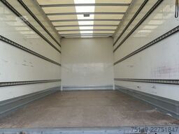 MERCEDES-BENZ 821 Atego 4x2, 6.100mm lang, Klima, 3. Sitz, LBW