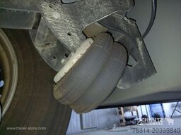 Schmitz Cargobull Tiefkühler Standard Doppelstock Trennwand