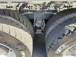 Mercedes-Benz Arocs 3243 8x4/Retarder/Betonmischer 9 m³/Euro6