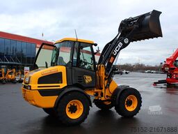 JCB 409