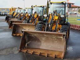 JCB 406