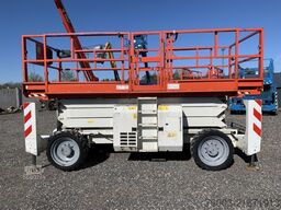 Genie GS3390 - 12,06 m - 4x4 - diesel