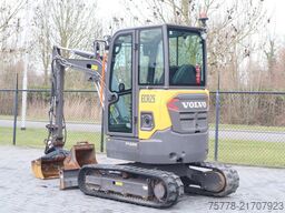 Volvo ECR25 ELECTRIC | JECR25D | TILTBUCKET | BUCKET ...