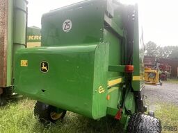 John Deere 582