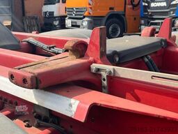 MAN TG-S 26.440 6x2-2 BL Abrollkipper Schub/Knickarm