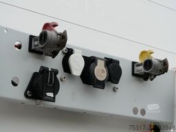 SCHMITZ CARGOBULL SKO 24 / DOPPELSTOCK / ROLLTOR nur 155000 km