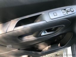 OPEL Combo lang Klima PDC Multimedia AHK Vorrüstung