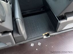 VW Transporter Kombi 2.0 TDI DSG Automaat L1H1 BTW...