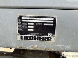Liebherr R926 LC
