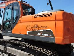DOOSAN DX225LC