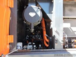 DOOSAN DX225LC