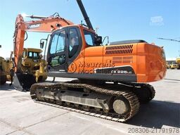DOOSAN DX225LC