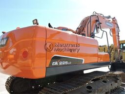DOOSAN DX225LC