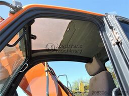DOOSAN DX225LC