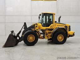 VOLVO L90F
