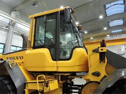VOLVO L90F