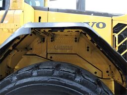 VOLVO L90F