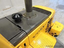 VOLVO L90F