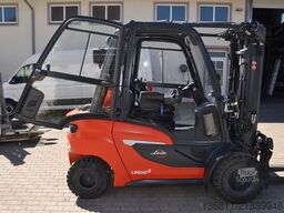 LINDE H30T / hydr. Zinkenvers. / Lastgewichtsanzeige