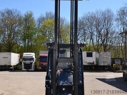 LINDE H30T / hydr. Zinkenvers. / Lastgewichtsanzeige
