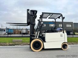 Caterpillar EP30K-PAC