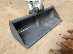 Takeuchi TB 216