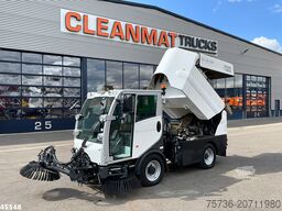 Bucher Citycat 2020 with 3-rd brush