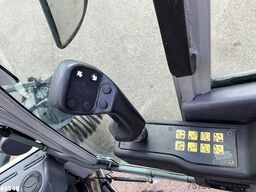 Bucher Citycat 2020 with 3-rd brush