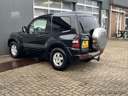 Mitsubishi Pajero 3.2 Di-D GLX Automaat Cruise controle Ai...