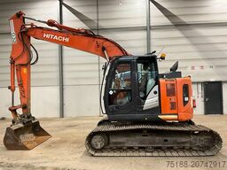 Hitachi ZX 135 US-6